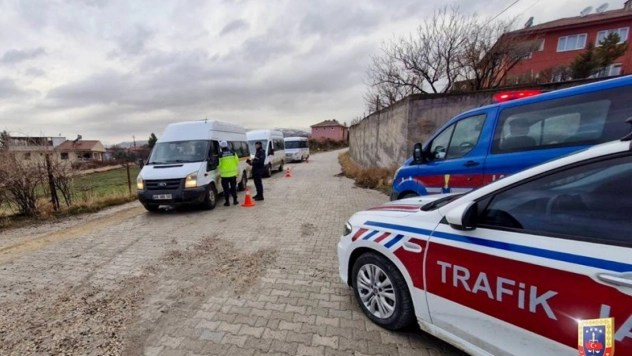 Malatya'da Okul Çevrelerinde Trafik Denetimleri Sıklaştırıldı