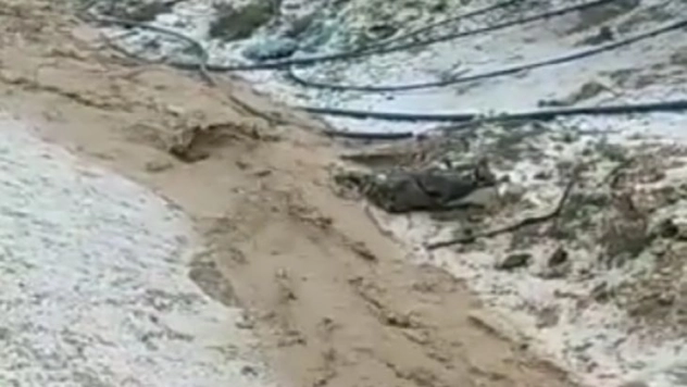 Sağanak ve dolu etkili oldu