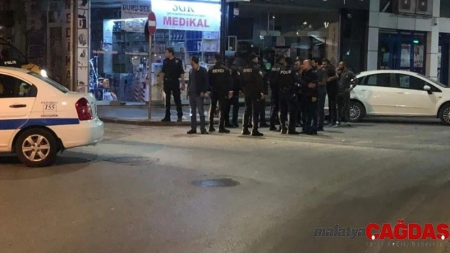 Tacizciyi linçten polis kurtardı