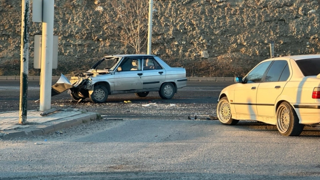 Malatya'da Trafik Kazası 3 Yaralı