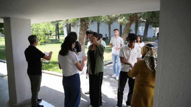 Malatya'da YKS'nin ikinci oturumu AYT başladı