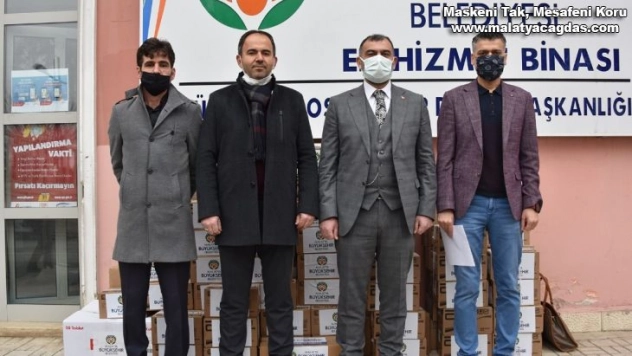 Bayır Bucak Türkmenleri'ne 120 bin TL'lik destek