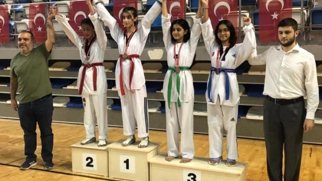 Malatya Doğuş Tekvandocuları 7 Birincilik Büyük Başarı