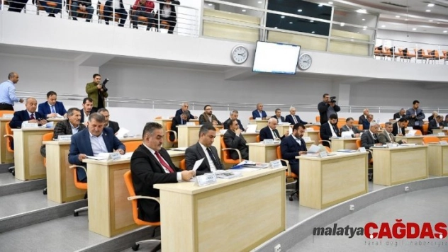 Hal binası çatısına GES  kurulacak