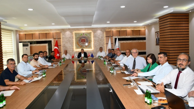 Malatya Kuru Kayısı İçin Ortak Yol Haritası Belirlendi