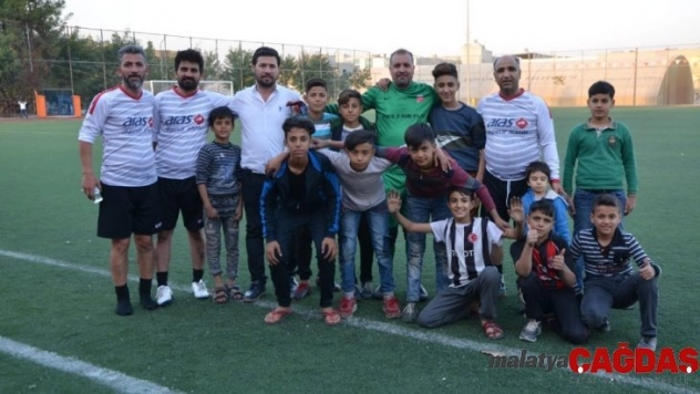 Dostluk maçında karşılaştı