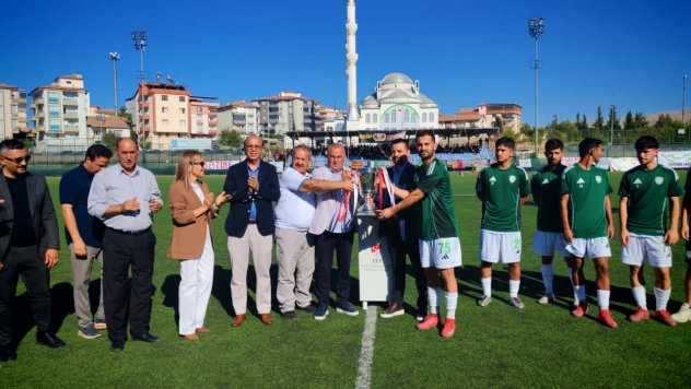 Malatya Yeşilyurtspor Şampiyonluk Kupasını Aldı