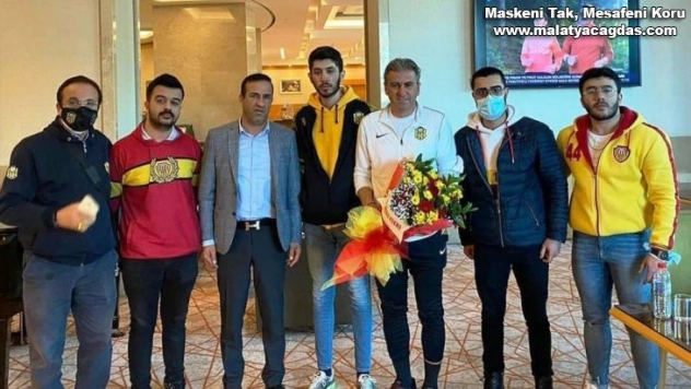 Taraftarlar takımlarını yalnız bırakmadı