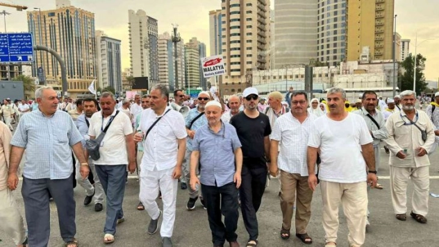 Malatyalı vatandaş 40. kez hacca gitmenin mutluluğunu yaşıyor