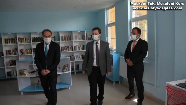 Malazgirt'te okul yenileme çalışması