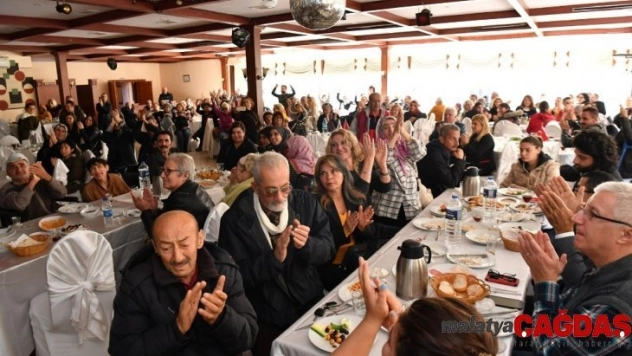 Maltepe'de engelli vatandaşlar onuruna kahvaltı