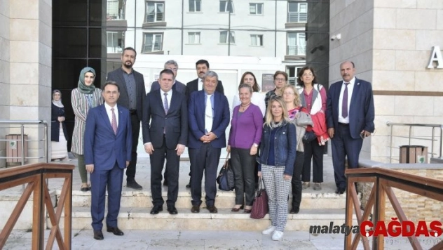 Mamak'a akademik çıkarma