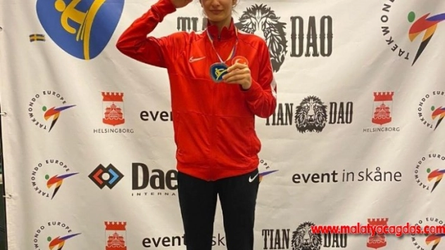 Tekvando'da başarısını bir kez daha kanıtladı