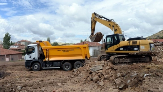 Mamaklılar yazı şölen tadında geçiriyor