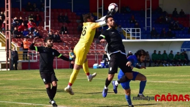 Manavgat Belediyespor galibiyetle başladı