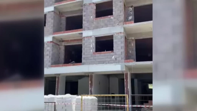 Manisa'da inşaattan düşen işçi hayatını kaybetti