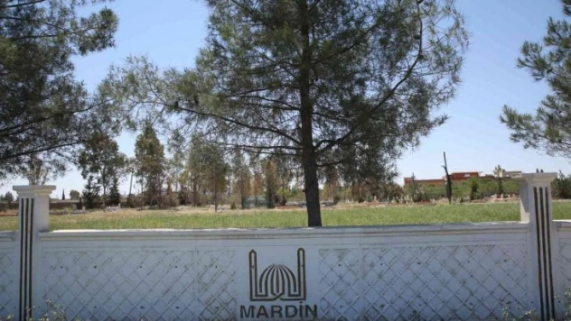 Mardin'de 103 mezar vatandaşa teslim edildi