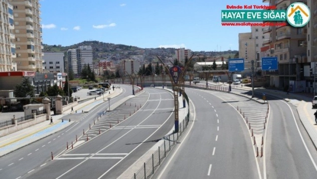 Mardin kurallara uydu, cadde ve sokaklar boş kaldı