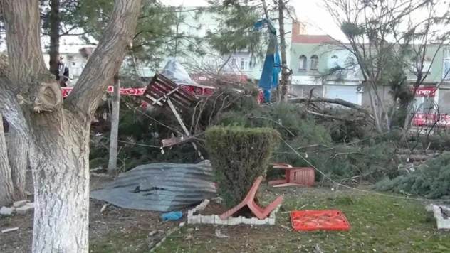 Marmara ve Kuzey Ege'de Kuvvetli Rüzgar Uyarısı