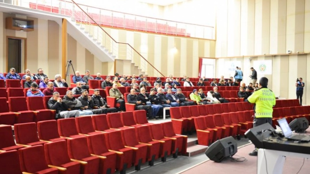 Maski Personellerine Trafik Eğitimi Verildi