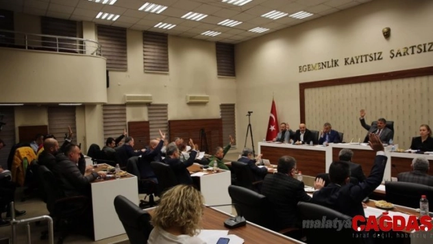 Meclis'te 12 madde görüşüldü