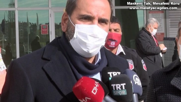 Mecnun Otyakmaz: 'Artık takımlarla taraftarları buluşturmak lazım'