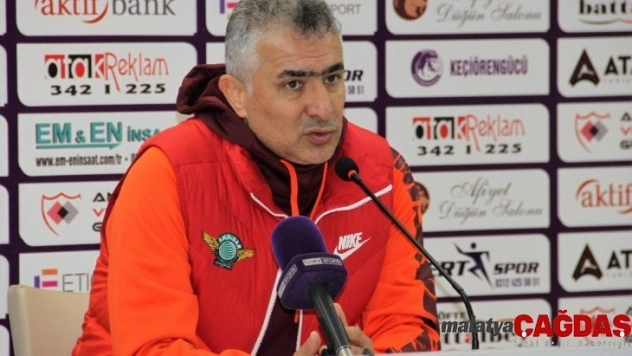 Mehmet Altıparmak: 'Futbolda bazen tek pozisyonla 3 puan alıyorsun'