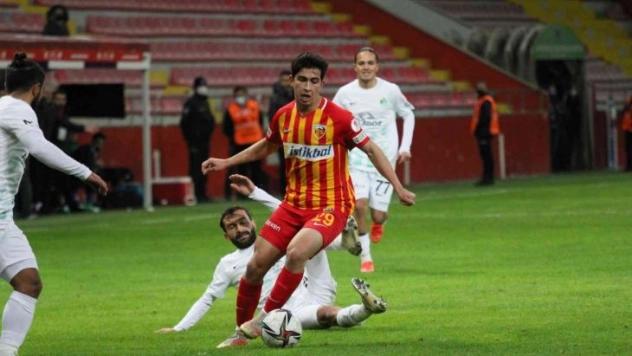 Mehmet Eray Özbek ile 4 yıl daha