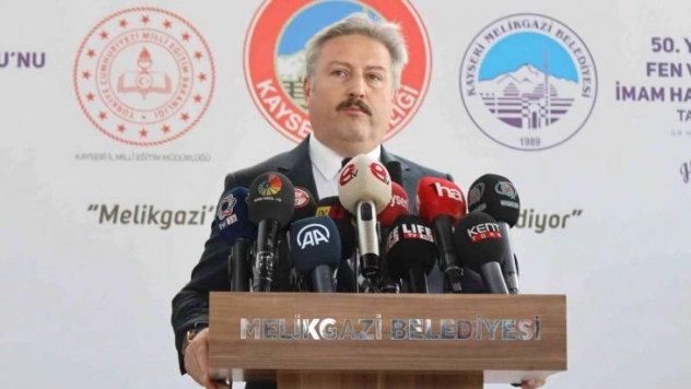 Melikgazi Belediyesi'nin eğitime desteği sürüyor