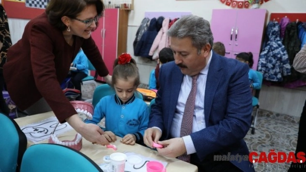 Melikgazi'den öğrencilere ağız ve diş sağlığı eğitimi