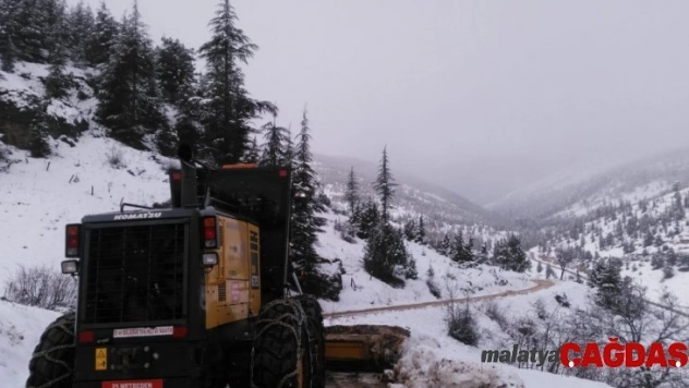 Mersin'de karla mücadele