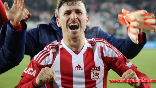 Mert Hakan bu sezonki 9. golünü attı