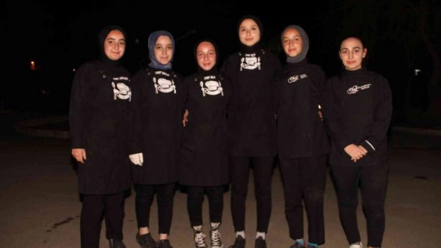 Meslek lisesi öğrencilerine tebrik