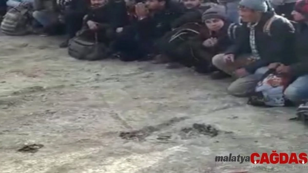 Metruk binada 84 kaçak göçmen yakalandı