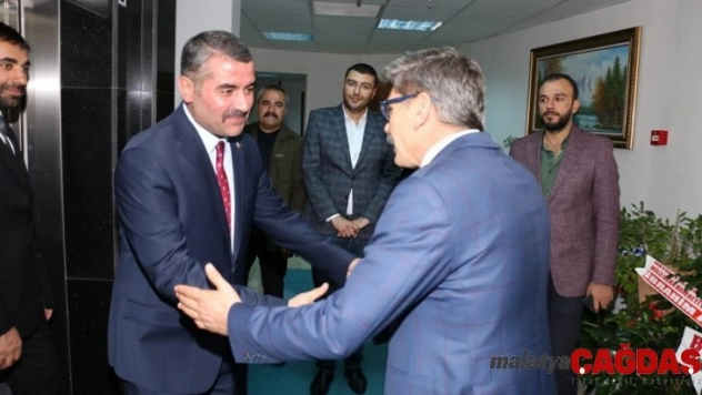 MHP'den Emniyet Müdürü Ercan Dağdeviren'e ziyaret