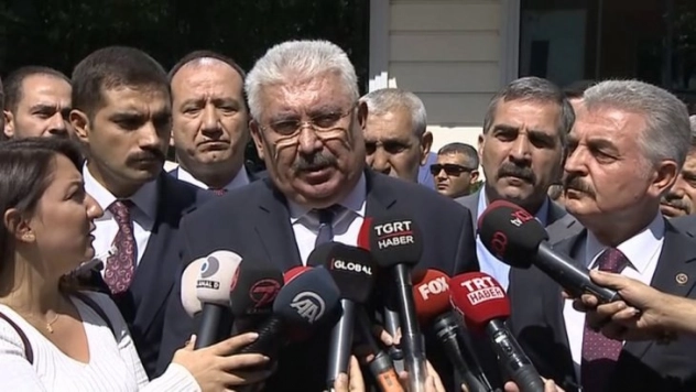 MHP Genel Başkan Yardımcısı Yalçın: 'Şu an şuuru açık, konuşabiliyor. Genel Başkanımızın durumu son derece iyi, mükemmel durumda.'