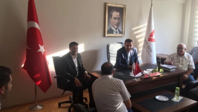 Milletvekili Tüfenkci'den SAVDES-SEN'e ziyaret