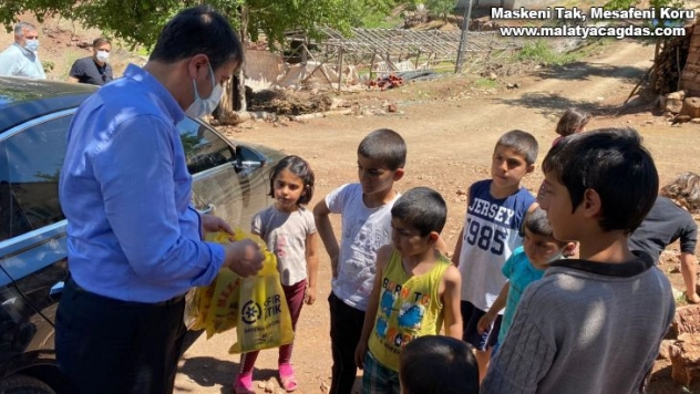 Milletvekili Tutdere bayramda köyleri gezdi