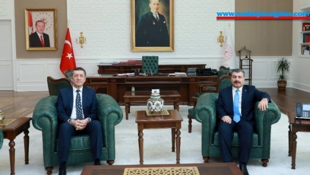 Milli Eğitim Bakanı Selçuk: 30 Nisan'a kadar uzatılması kararını aldık