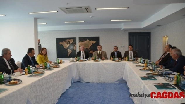 Milli eğitim müdürleri Silifke'de toplandı