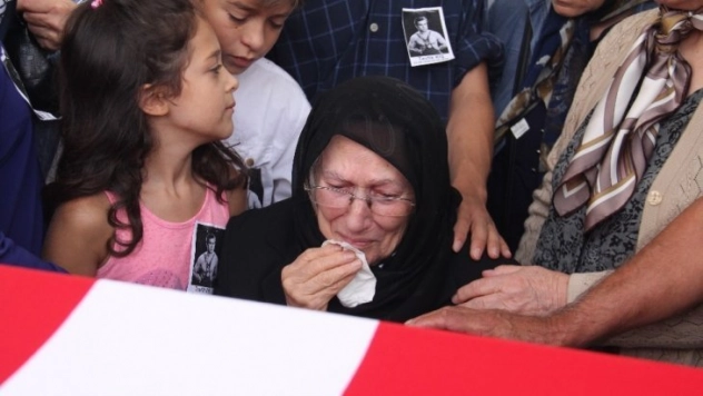 Milli Güreşçi Tevfik Kış son yolculuğuna uğurlandı