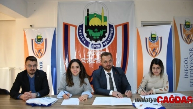 Milli takımın iki başarılı sporcusu İnegöl'de