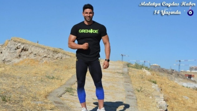 Gürsoy, genç sporcularla bir araya geldi