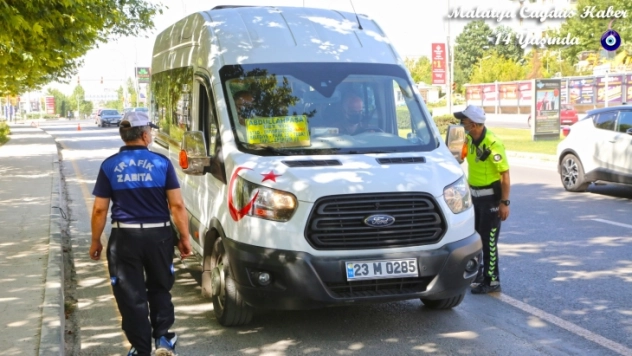Minibüs Ve Otobüslerde Koronavirüs Denetimi Yapıldı
