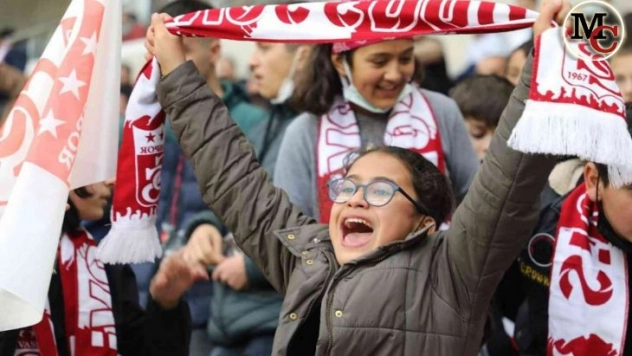 Minik Yiğidolar, Sivasspor'a destek olmaya devam ediyor