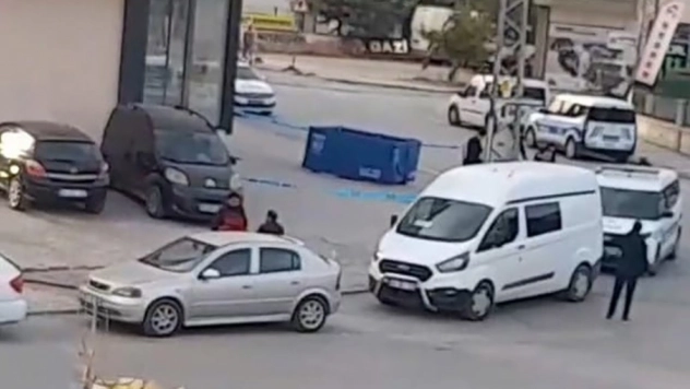 Balkondan düşen İnfaz Koruma Memuru hayatını kaybetti