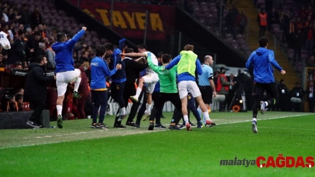 MKE Ankaragücü 6 hafta sonra puanla tanıştı