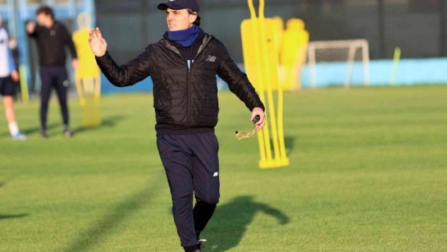 Montella: 'Aytemiz Alanyaspor maçını test olarak görüyorum'