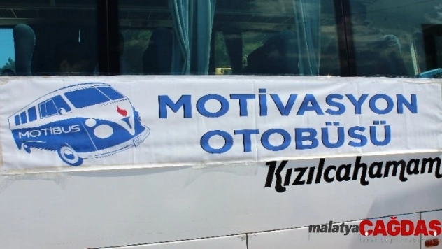 Motivasyon Otobüsü Kızılcahamam'da işitme engellilerle buluştu
