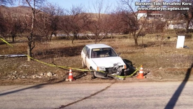 Motosiklet otomobil ile çarpıştı: 1 ölü
